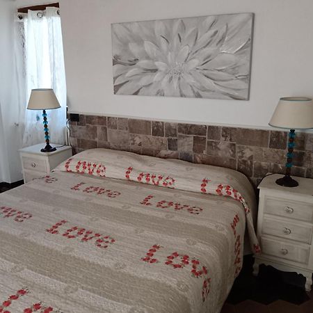 Bed and Breakfast Le Travi Sarzana Exterior foto
