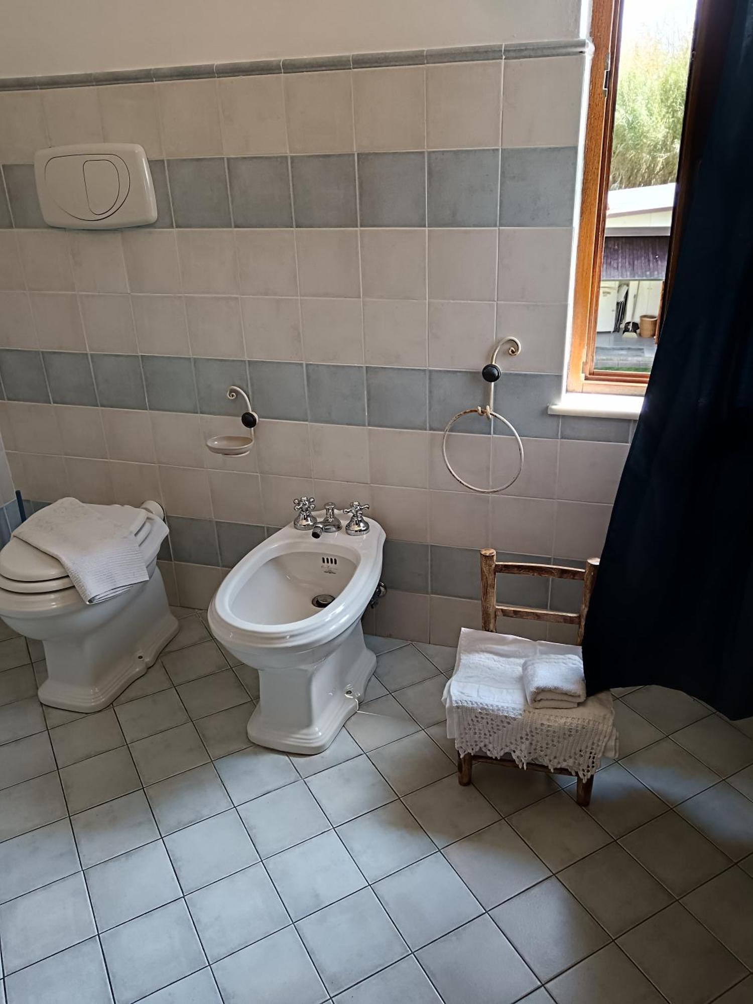 Bed and Breakfast Le Travi Sarzana Exterior foto