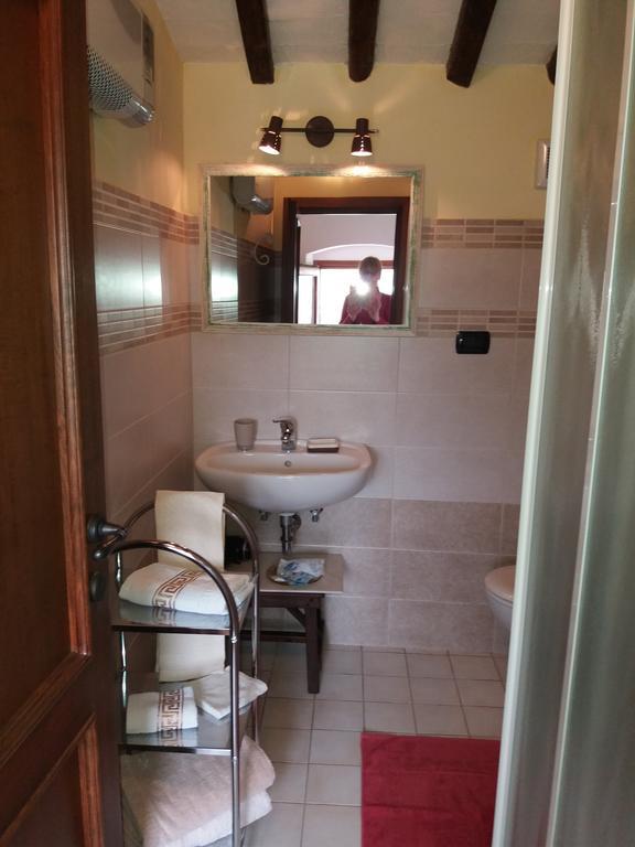 Bed and Breakfast Le Travi Sarzana Exterior foto