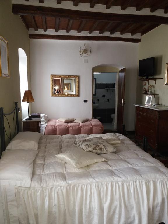 Bed and Breakfast Le Travi Sarzana Exterior foto