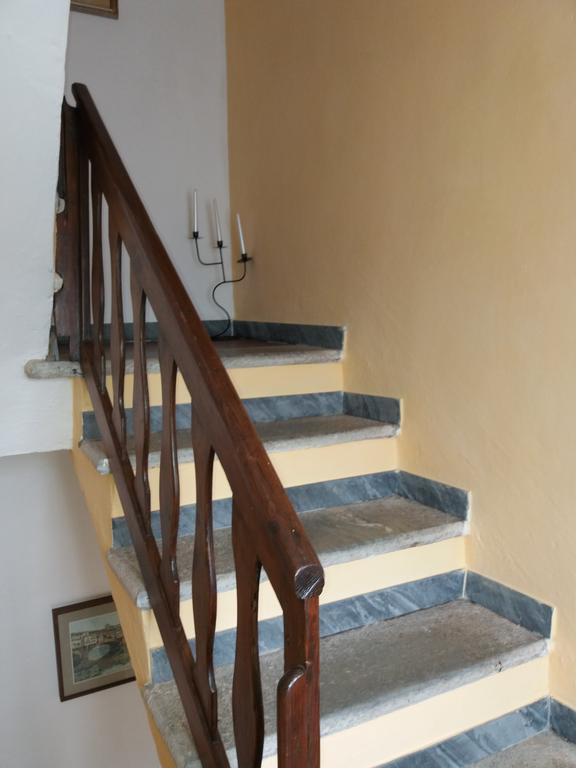 Bed and Breakfast Le Travi Sarzana Exterior foto