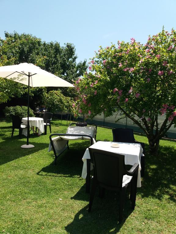 Bed and Breakfast Le Travi Sarzana Exterior foto